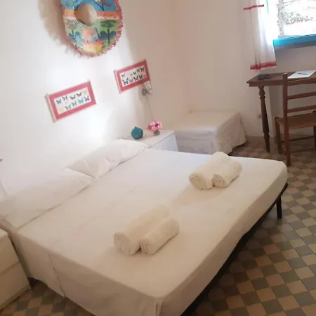 빌라 Beachfront Villa, Right On Sand!