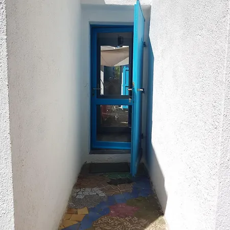 빌라 Beachfront Villa, Right On Sand! 칼라리베로토